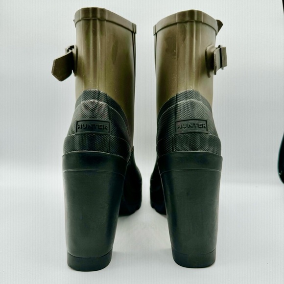 HUNTER GREEN RUBBER CHELSEA BOOTS WITH BLOCK HEELS - US SIZE 7 - Picture 6 of 15